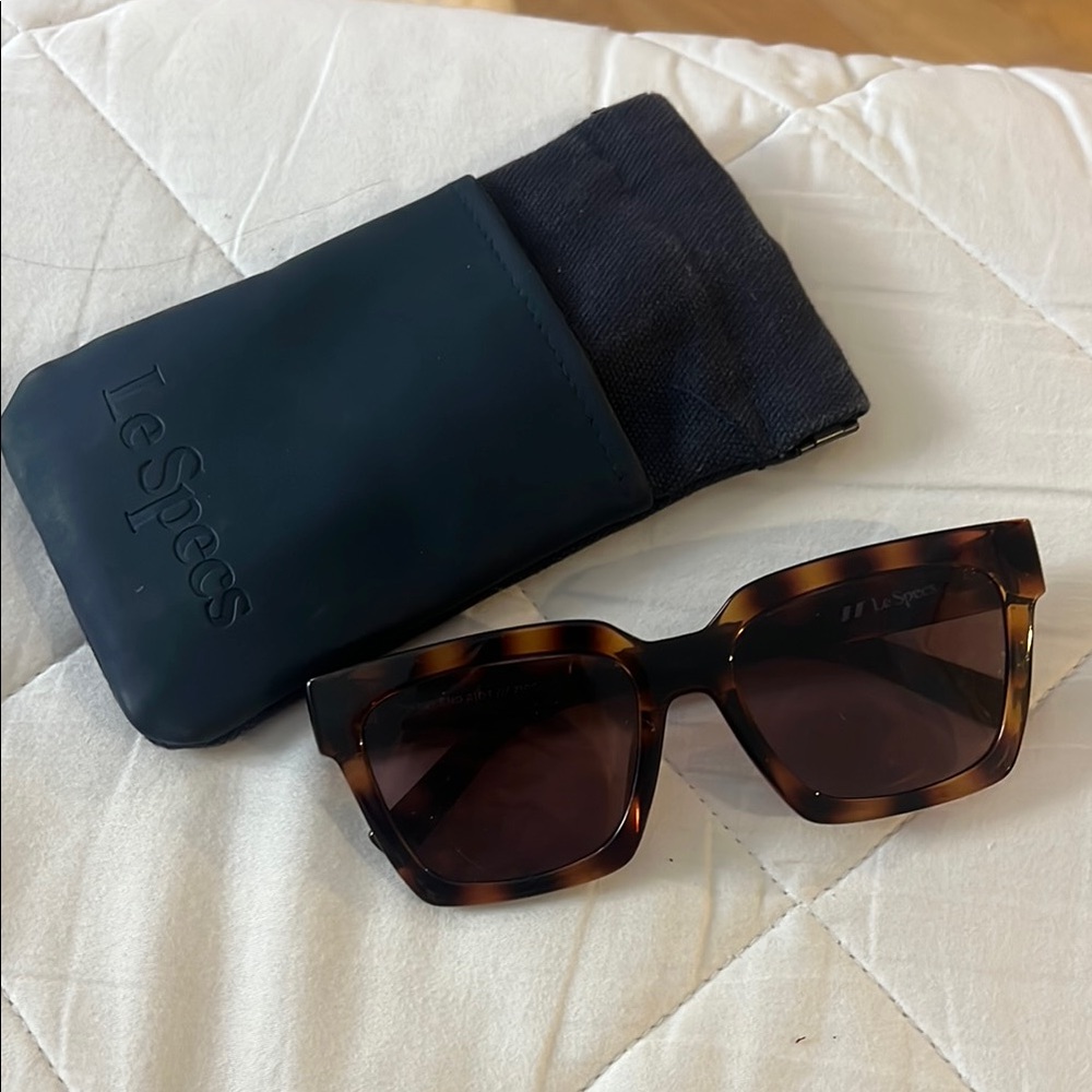 Le Specs Brown Sunglasses with Case
